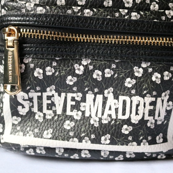 Steve Madden Mini Backpack Purse Flowers/Floral patter - Picture 3 of 6